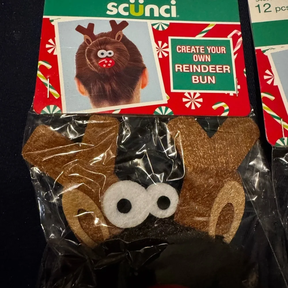 Lot Of 3 Scunci Hair Bun Accessories Christmas Reindeer Penguin Snowman New